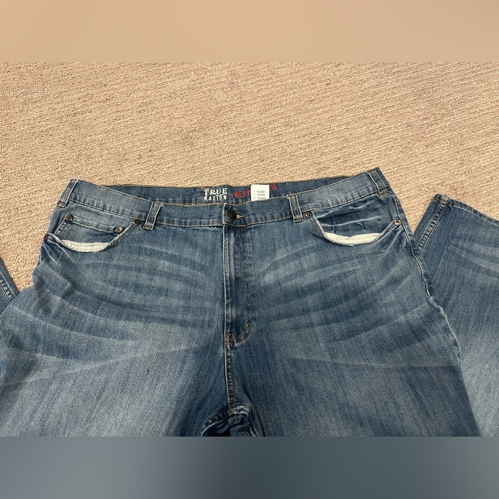 Mens Jean.   Great condition!   Size 46/30